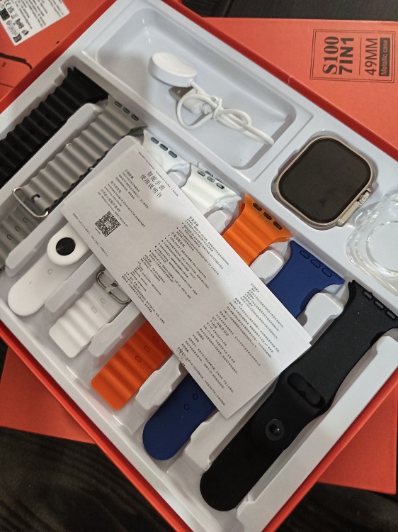 NEW ULTRA SMART WATCH – 7-in-1 Straps
